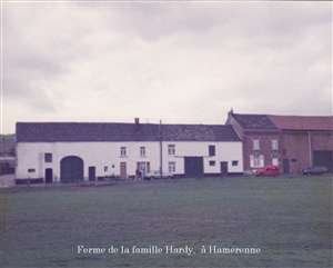 La ferme de la famille Hardy à Hamerenne, près de Han-sur-Lesse